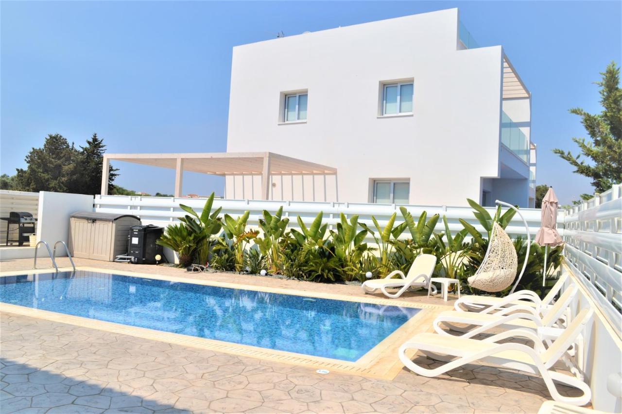 Villa Kolibri- Mythical Sands Paralimni Ngoại thất bức ảnh